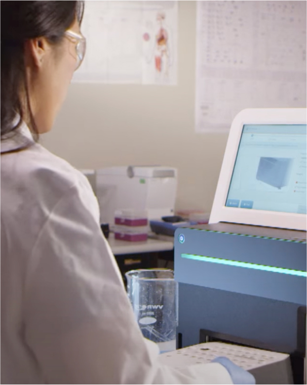 scientist using MiniSeq for NGS workflow