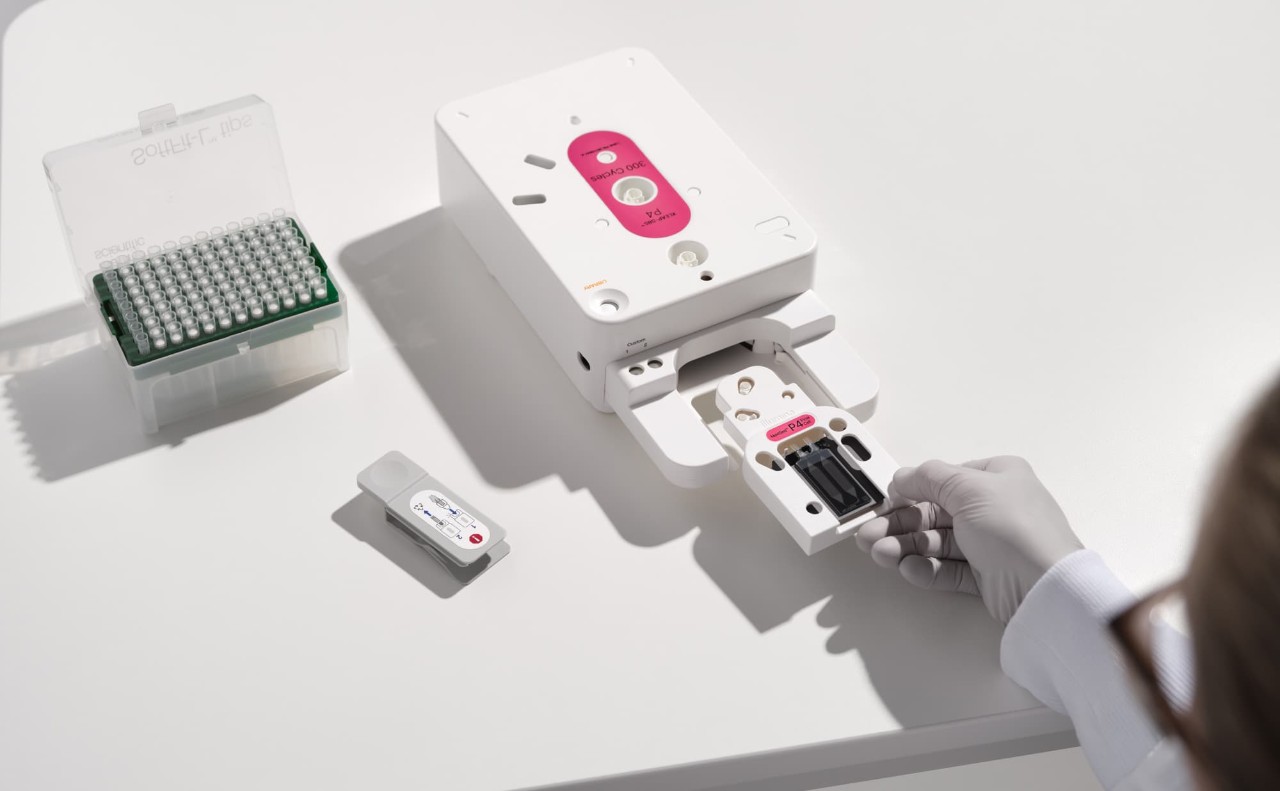 NextSeq 2000 P4 reagents on lab table
